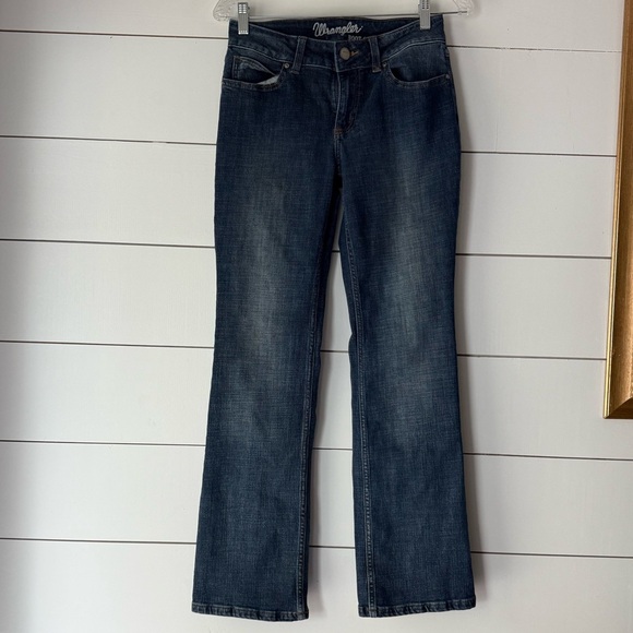 Wrangler Blue Boot Cut Jeans Classic Style Sz 7X32 - Picture 2 of 9